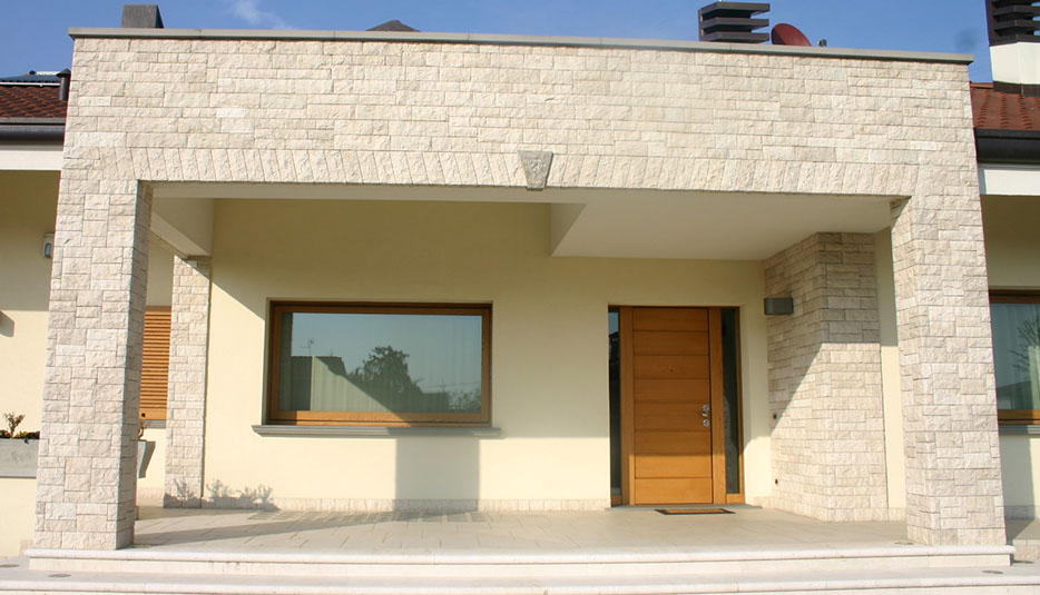 Botticino - Facade and Patio